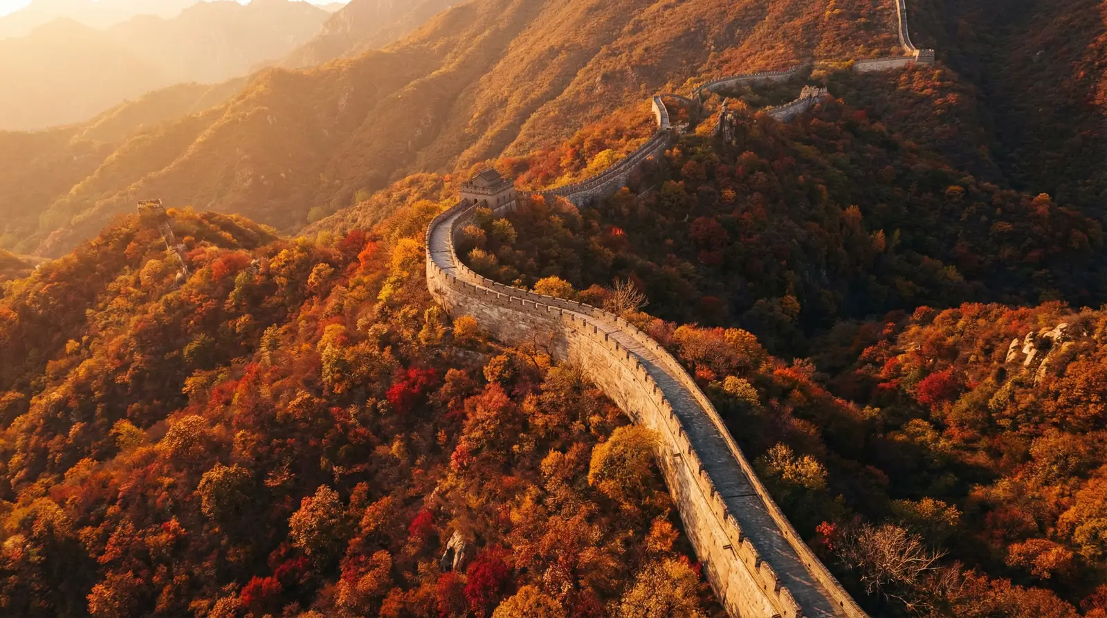樱桃视频在线观看高清声音免费 秋日长城航拍全景